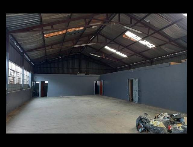 452M² WAREHOUSE TO LET IN ANDERBOLT